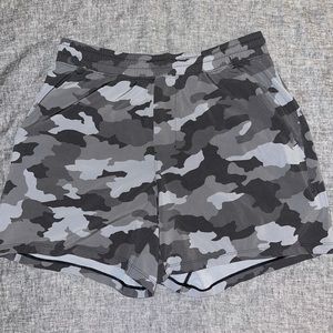 Lululemon Pacebreaker Shorts 5” Linerless